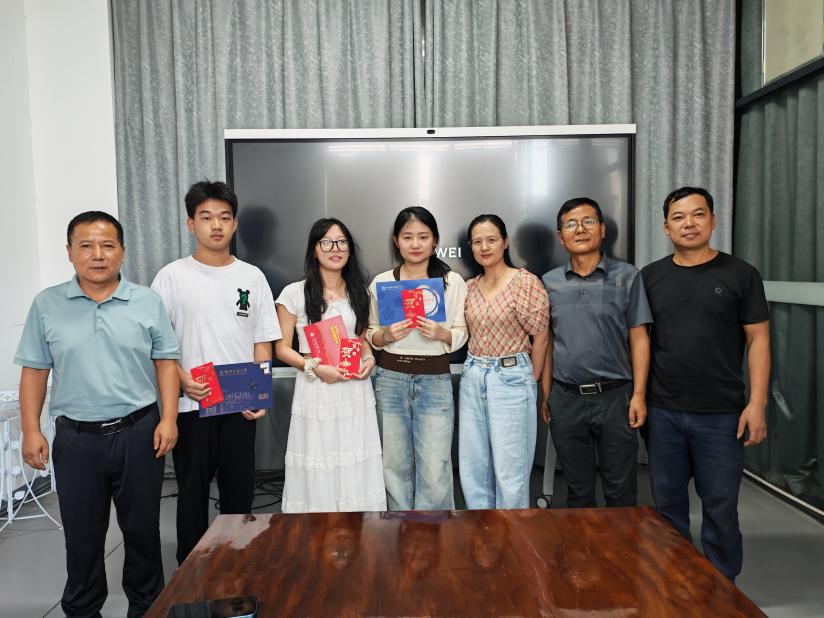 25a6f1bbaa35546a50eb46f0fa21122e